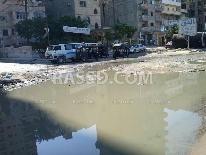 شوارع الأسكندرية تغرق بمياه الصرف الصحي في العيد