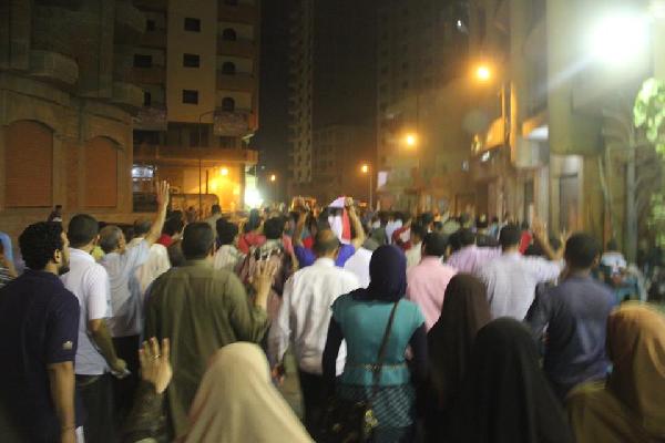 مسيرة في المهندسين تطالب بـ “كهربا وشوية ميه”