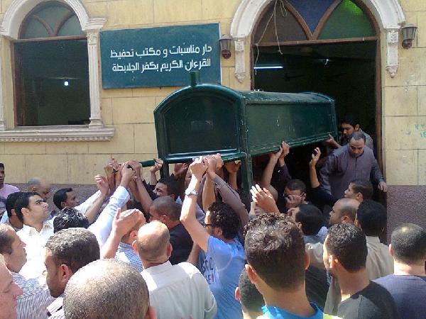 بالفيديو والصور تشييع جنازة أحمد شوقى شهيد المنوفية