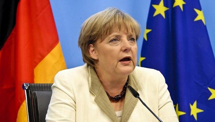 ميركل: تركيا وأوروبا في حاجة إلى بعضهما فيما يتعلق بأزمة اللاجئين