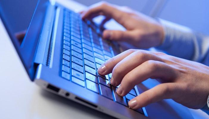 21 مليون شخص يستخدمون الإنترنت في السعودية