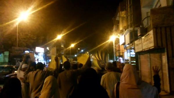 مسيرة منددة باعتقال المعارضين في “أسوان”