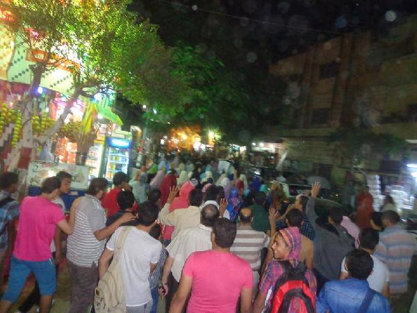 مسيرة ليلية ببني سويف لتحية صمود الطلاب