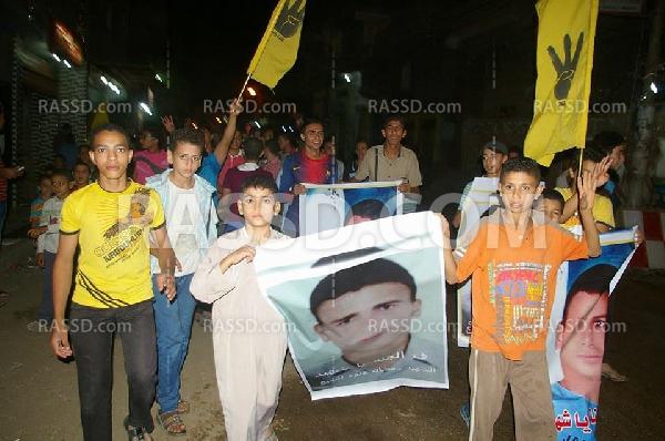 صور | مسيرة لـ”شباب ضد الانقلاب” في الفيوم