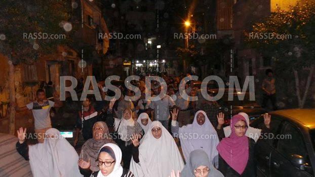 صور | مسيرة تطالب بالقصاص تجوب وسط الإسكندرية