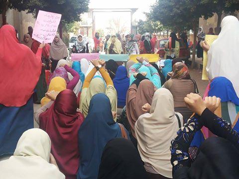 تظاهرة لطالبات الأزهر في تفهنا الأشراف تنديدًا بقمع الطلاب