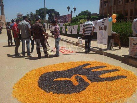 طلاب “زراعة الإسكندرية” ينظمون معرضا تنديدا بأحداث مجزرة هندسة