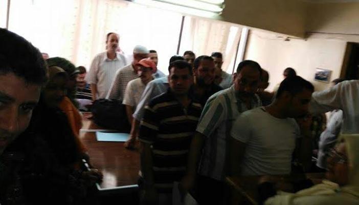 ثورة العاملين بالأوقاف بعد استبعادهم من تطبيق الحد الأدنى