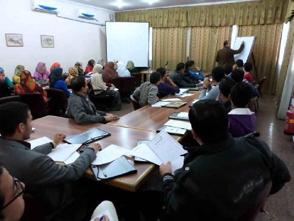 منسق بـ”أندية المواطنة”: المشروع يسوّق لأعضاء “المنحل”