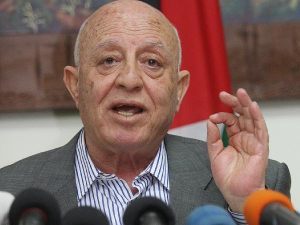 قريع يدعو لقمة عاجلة لحماية الأقصى