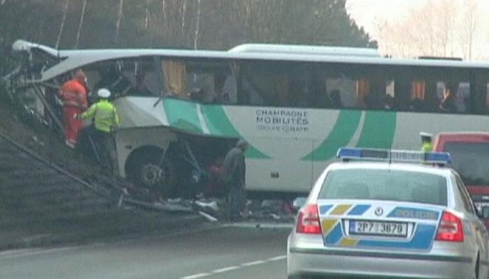 صباح اليوم..  مصرع 42 شخصًا في حادث مروع جنوب فرنسا