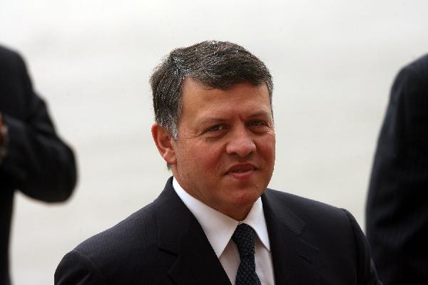 العاهل الأردني يبحث مع “العبادي” مواجهة خطر “داعش”