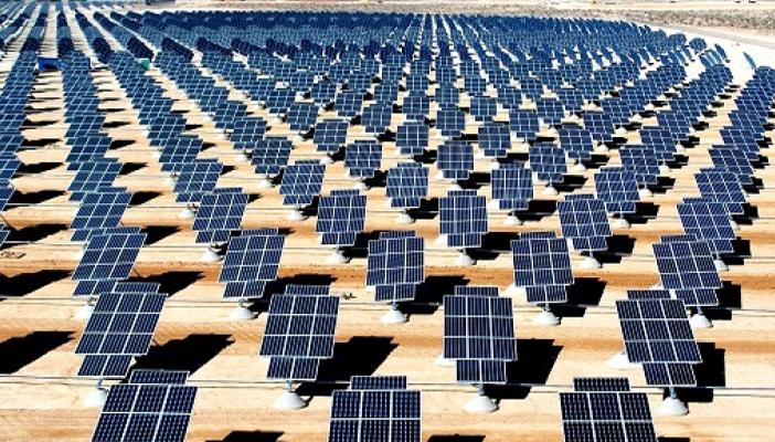 المغرب في انتظار أكبر “محطة للطاقة الشمسية بالعالم” ستحولها لقوى عظمى