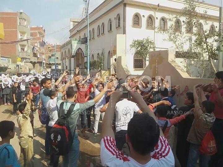 صور| وقفة “لطلاب الدقهلية” للإفراج عن زملائهم