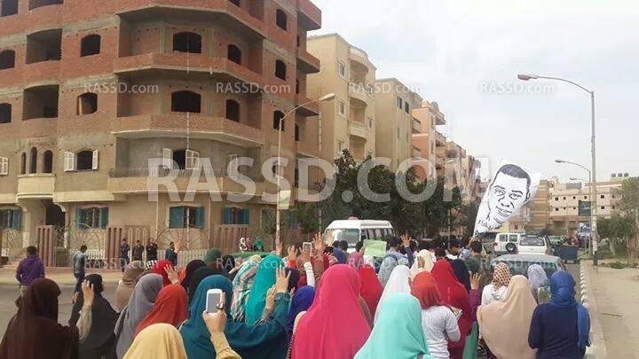 الأمن يستعين بالبلطجية لمهاجمة مسيرة طلاب “السادات”