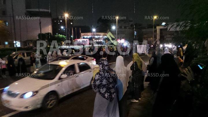 سلسلة بشرية بالمهندسين مناهضة للانقلاب