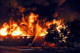 50 مليون جنيه خسائر حريق مخازن “الصناعات المتكاملة للزيوت”