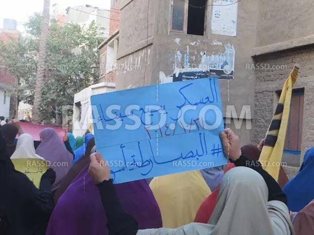 دمياط تواصل الحراك الثوري لجمعة “العسكر يبيع سيناء”