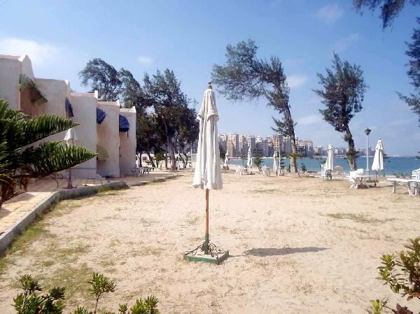 مستأجرو كبائن المنتزه لـ”السيسي”: نور عينيك عايزين حقهم”