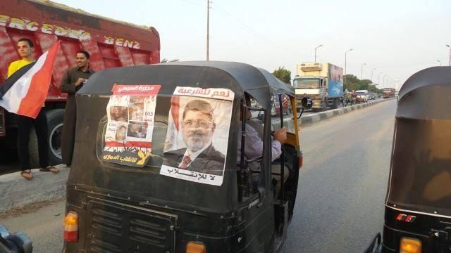 سلسة بشرية بأبو حماد في جمعة “محاكمة إرادة شعب”