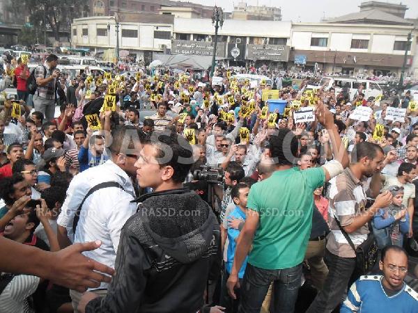 تظاهرة لرافضى الانقلاب أمام القضاء العالى لرفض محاكمة الرئيس مرسى