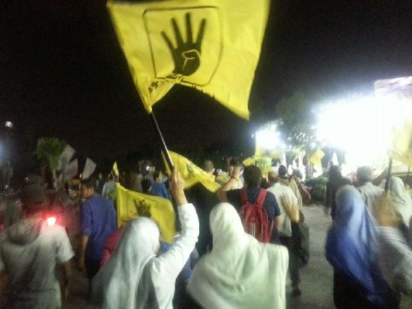 مدينة نصر ومصر الجديدة تنددان بحكم العسكر