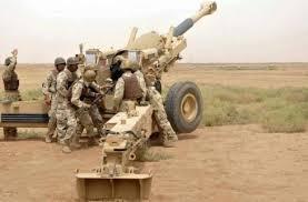 شرطة الأنبار تتسلم أسلحة ثقيلة لمواجهة “الدولة الاسلامية”