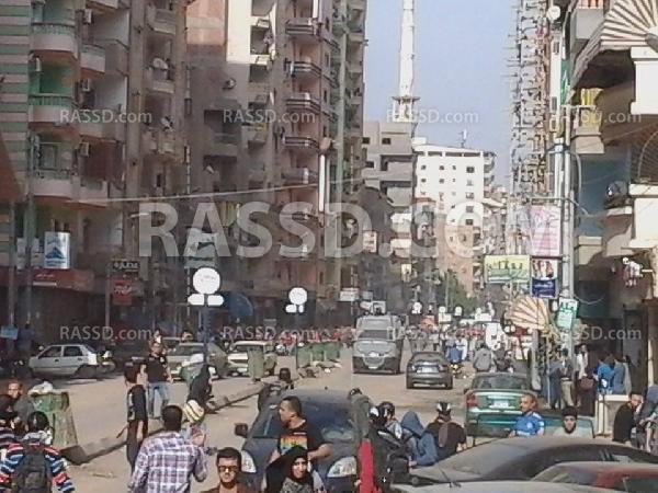 طلبة المنصورة يستكملون تظاهرتهم رغم إطلاق الغاز عليهم