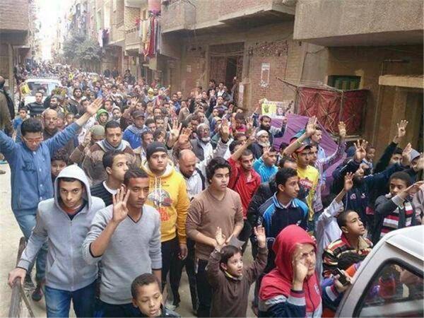 أهالي حلوان يخرجون في مسيرة حاشدة رفضًا لحكم العسكر