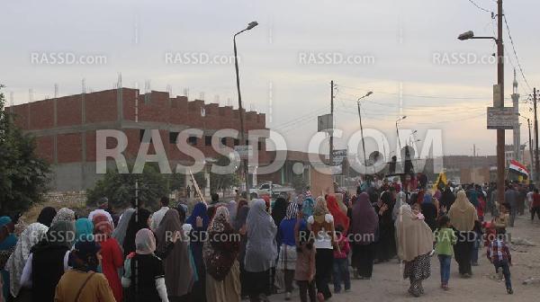 صور| أهالي القليوبية ينددون بممارسات داخلية الانقلاب