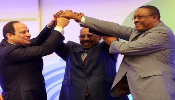 وزير الري يعترف: معدلات بناء السد الإثيوبي أسرع من المفاوضات