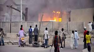 مقتل 32 في تفجير لمدرسة ثانوية شمال شرق نيجيريا