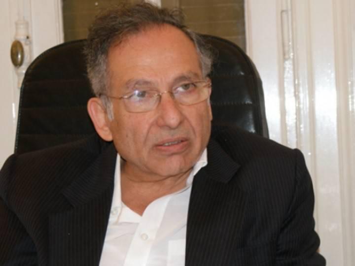 ممدوح حمزة: ما حجم الخسائر التي تكبدتها مصر نظير تخفيض عملتها