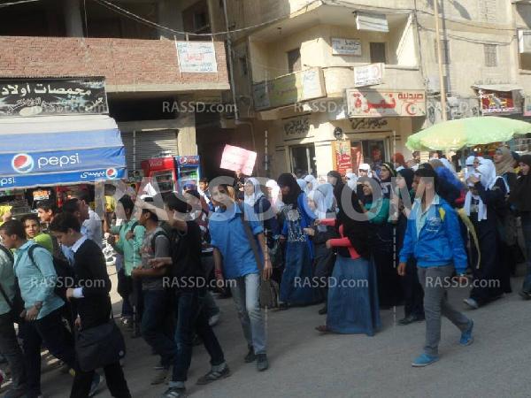 طلاب المدارس بالاسكندرية يتظاهرون رفضا لاعتقال زملائهم