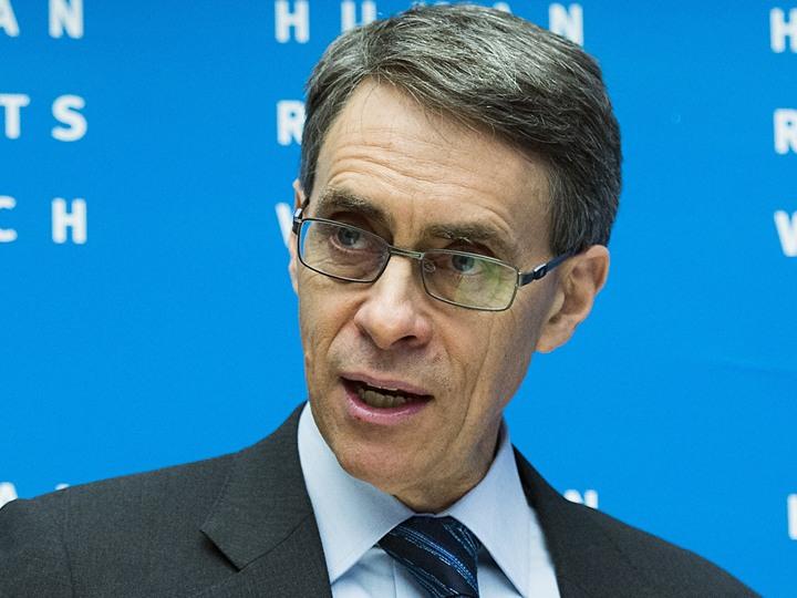 كينيث روث يدين أحكام إعدام 7 من رافضي الانقلاب