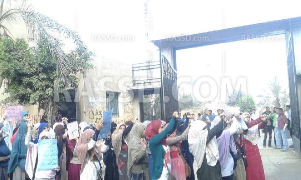 وقفة لـ”طالبات ضد الانقلاب” بالأزهر في تفهنا الأشراف