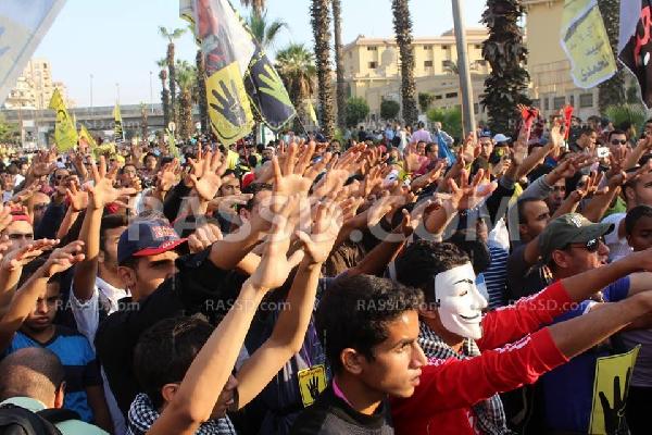 ثلاث مسيرات من مدينة نصر وصولا إلى الاتحادية