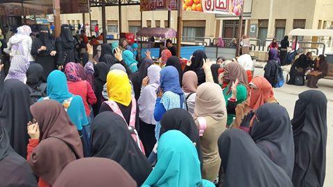 فعالية ثانية لطالبات أزهر القاهرة بعد اقتحام الأمن للجامعة