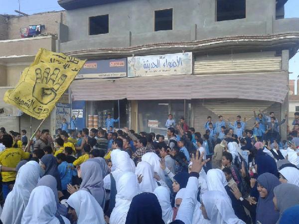 مسيرة طلاب ضد الانقلاب بقرية الشواشنة في الفيوم