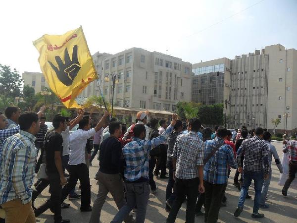 تظاهرات جديدة لطلاب جامعة الفيوم داخل الحرم الجامعي