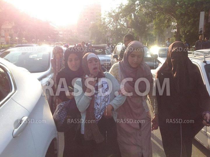 فيديو..حقيقة شلل طالبة المنصورة بعد إعتداء البلطجية عليها