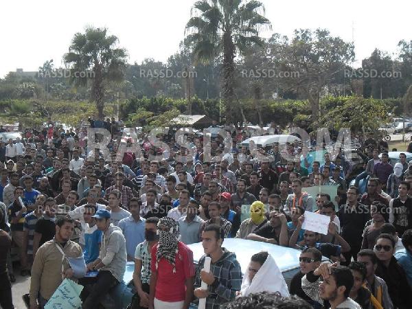 مسيرات حاشدة لطلبة وطالبات الأزهر احتجاجا علي مجزرة الأمس