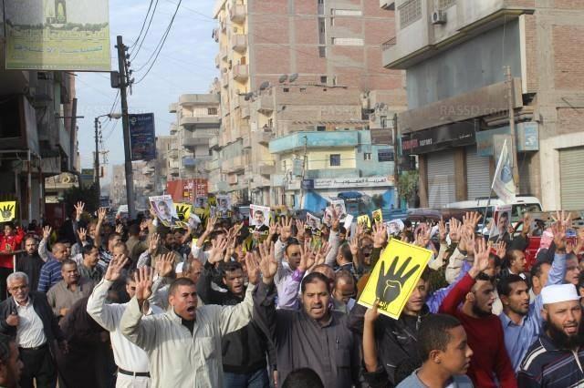 مسيرة بفاقوس ضد الانقلاب العسكرى في ذكرى مجزرة القرن