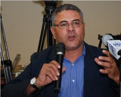 عيد: بإستثناء المحاكم العسكرية وتحصين الجيش فالدستور جيد