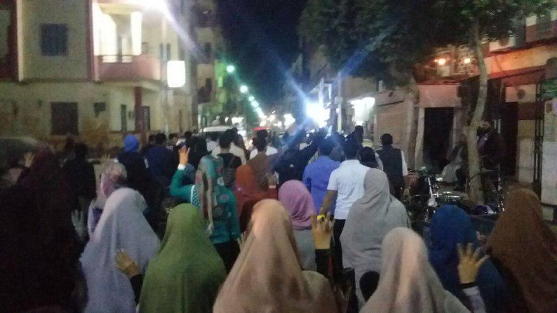 مسيرة بأسيوط للتنديد بالانقلاب