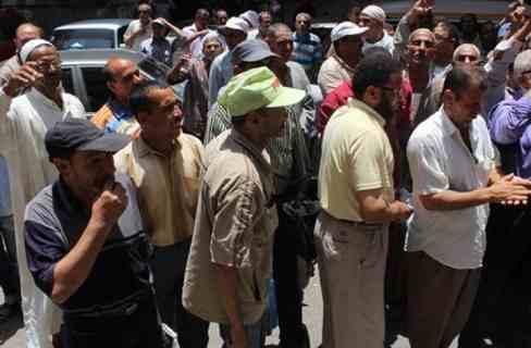 مؤقتو الزراعة يتوافدون على “وزراء الانقلاب” للمطالبة بالتثبيت