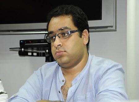 زياد العليمي يسلم نفسه للنيابة تضامنا مع معتقلي اليوم