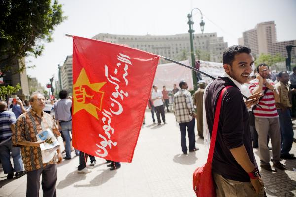 الاشتراكيون الثوريون: المجد لشهداء يناير.. يسقط قضاء السيسي