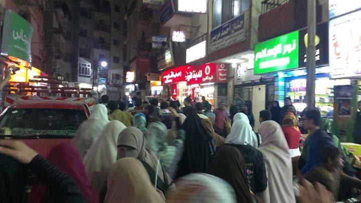 مسيرة ليلية لتنديد ببرآءة المخلوع في أسيوط