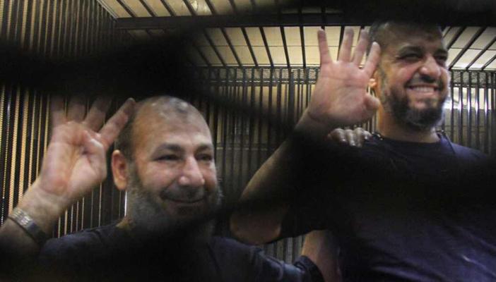 تأييد الحكم بسجن “البلتاجي” و”حجازي” 15 عامًا بتهمة تعذيب محامٍ